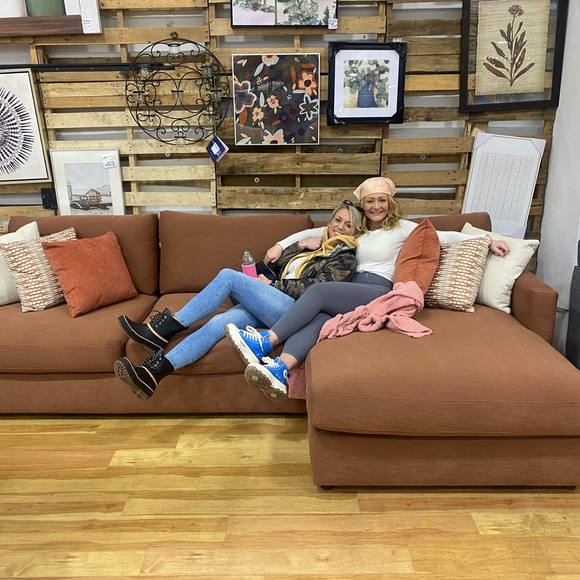 Meet your Posher, Roxanne - Picture 5 of 6